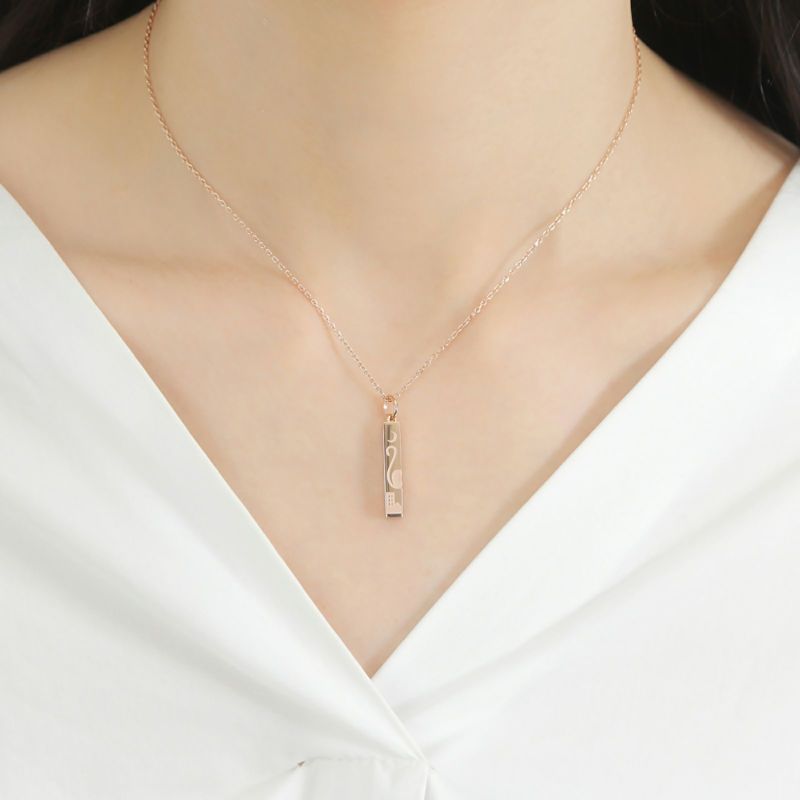 レディースネックレス 刻印可能 アレルギーフリー サージカルステンレス316L 猫 月 しっぽ ピンク 4SUP060GO