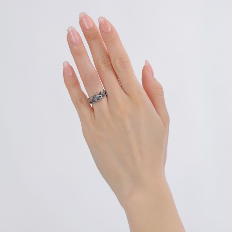 Ru.アクセサリーkumiさま こんにちは・:*+. この5日間お花編みに集中してみました・:*+