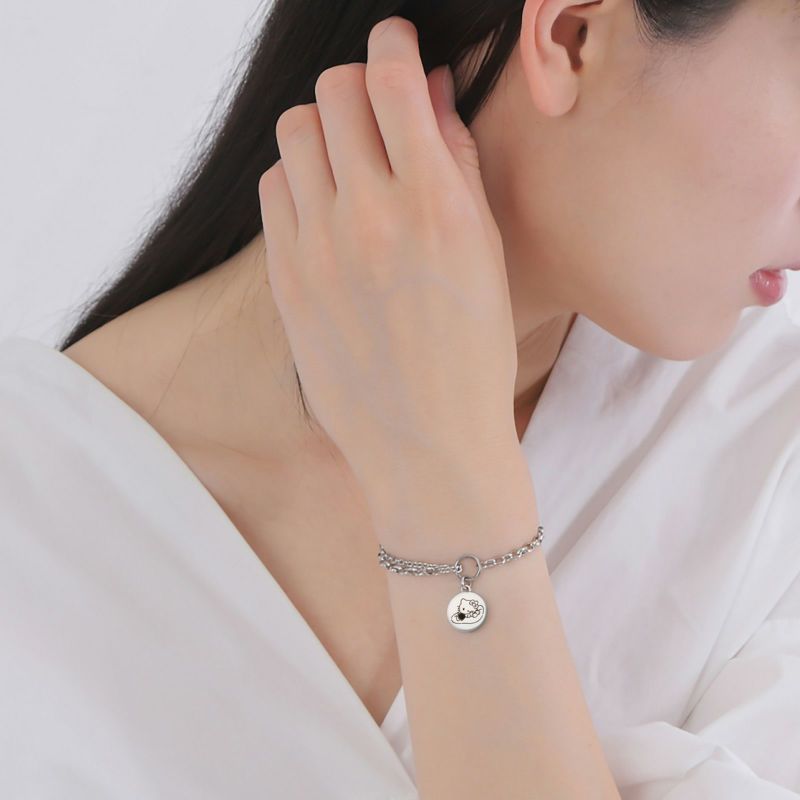 MAC mac キティ　ブレスレット　コラボ　2008年 MAC mac キティ ブレスレット コラボ 2008年 MAC mac キティ